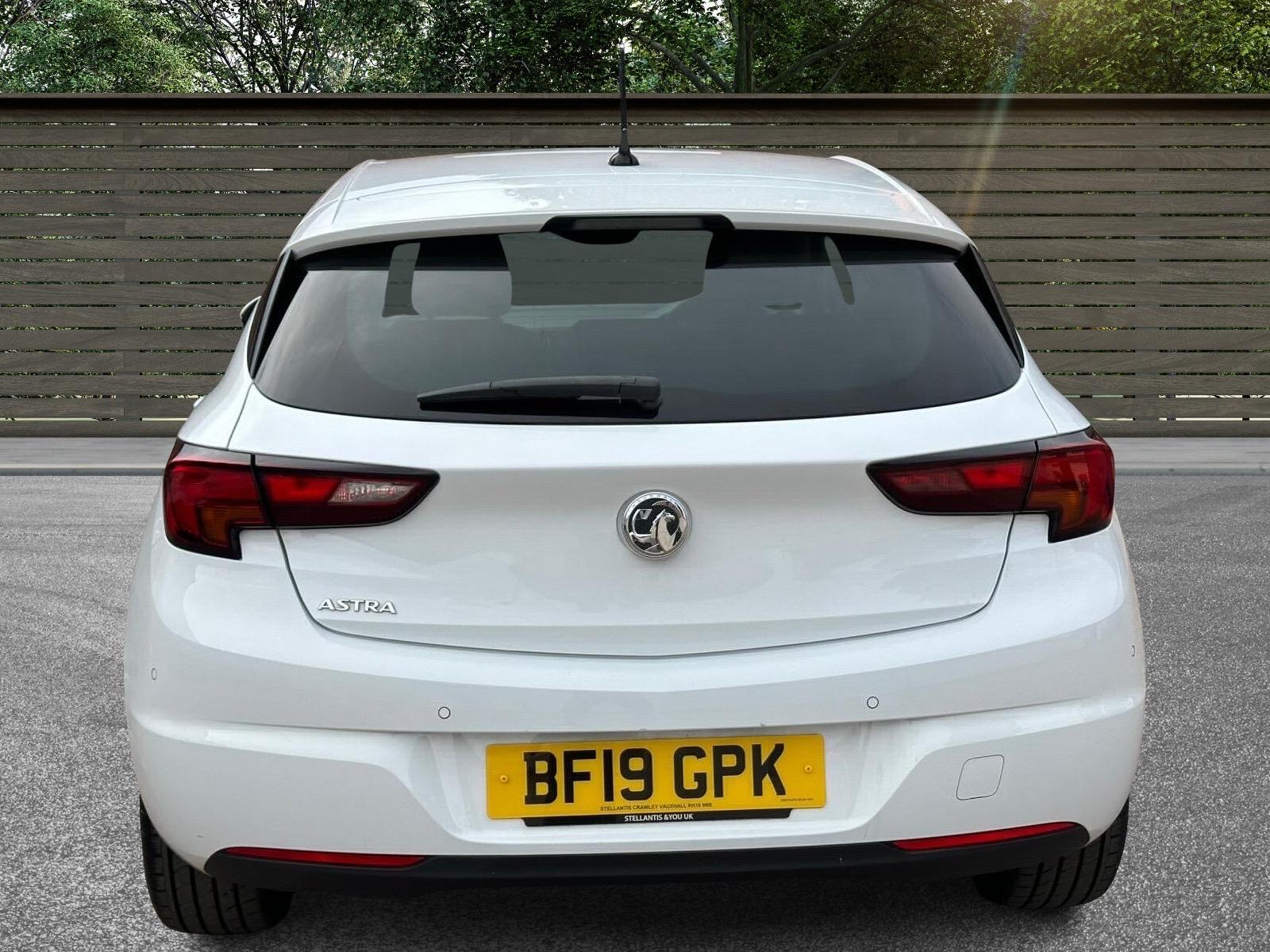 Vauxhall Astra 1.4i Turbo GPF Elite Nav Hatchback 5dr Petrol Auto Euro 6 (s/s) (150 ps)