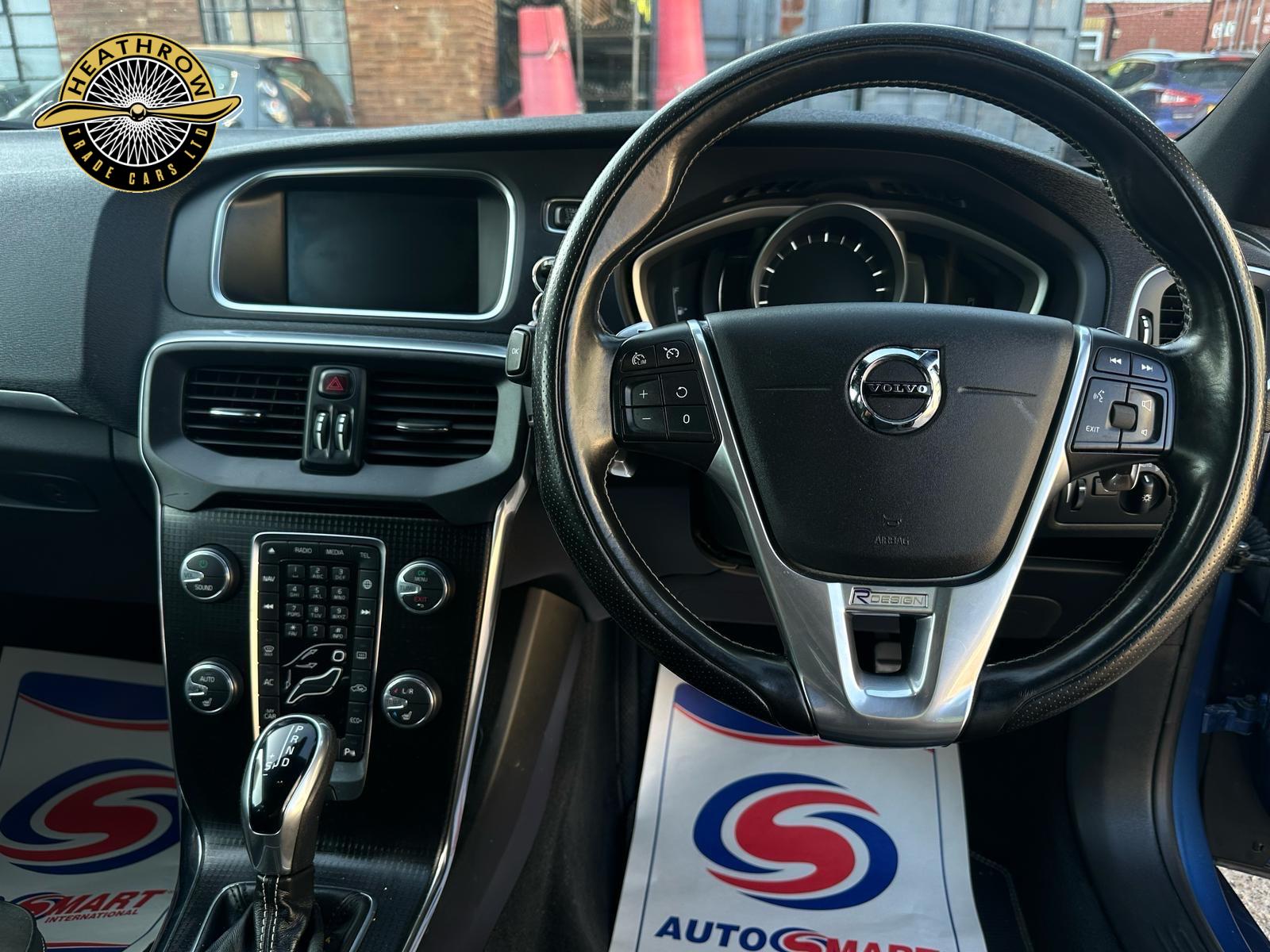 Volvo V40 1.5 T3 R-Design Nav Plus Auto Euro 6 (s/s) 5dr