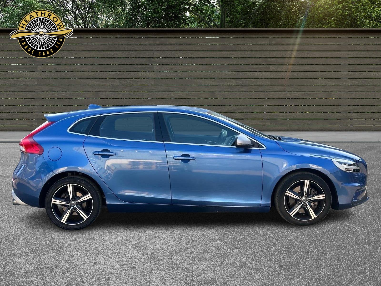 Volvo V40 1.5 T3 R-Design Nav Plus Auto Euro 6 (s/s) 5dr