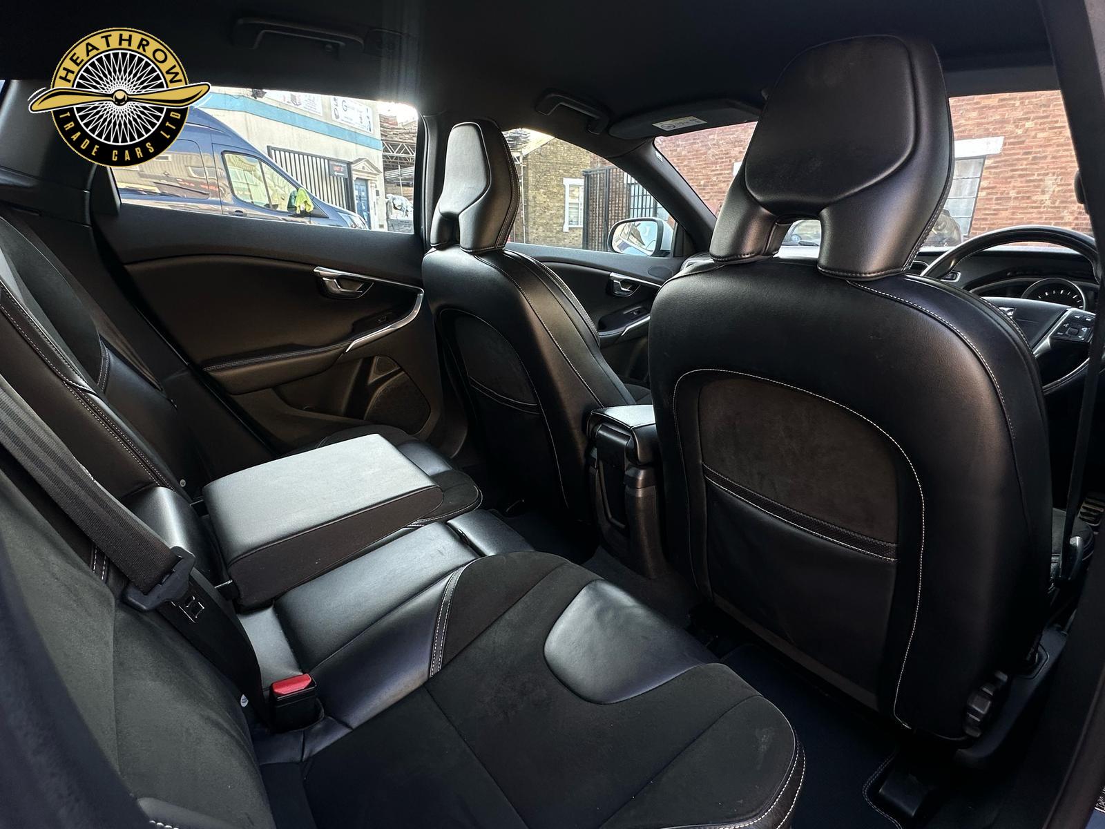 Volvo V40 1.5 T3 R-Design Nav Plus Auto Euro 6 (s/s) 5dr