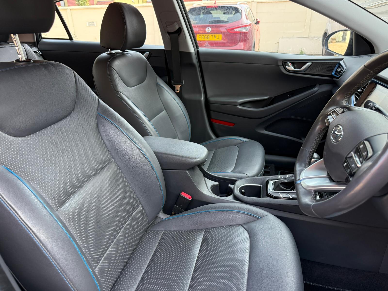 Hyundai IONIQ 1.6 h-GDi Premium SE Hatchback 5dr Petrol Hybrid DCT Euro 6 (s/s) (141 ps)